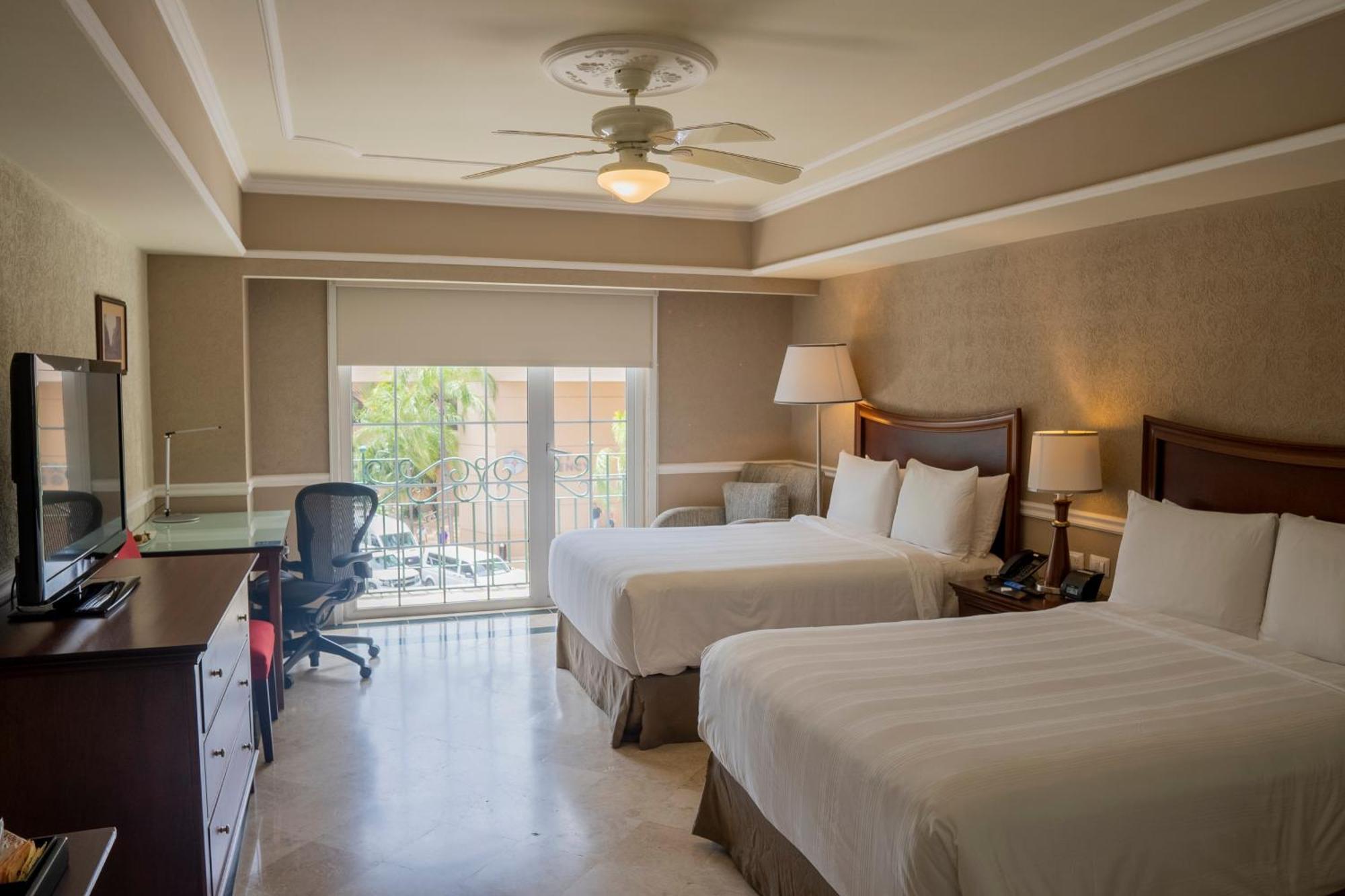 Deluxe Room with Two Double Beds,1544618179:JPEG